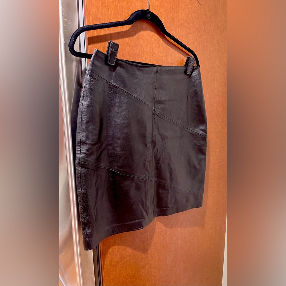 Style & Company | vintage black leather skirt, size 6